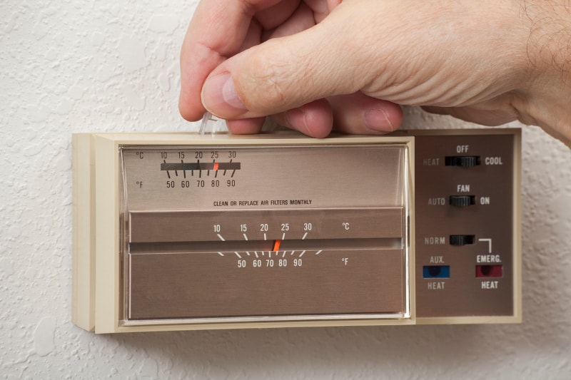4 Problems Caused by Outdated Thermostats in Indio, CA